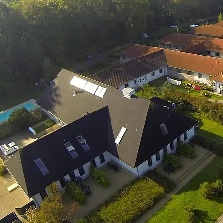 Haus Dohrmann - Mit Direktem Strandzugang,moderne, Ruhig Gelegene Mit Terrasse * Binz